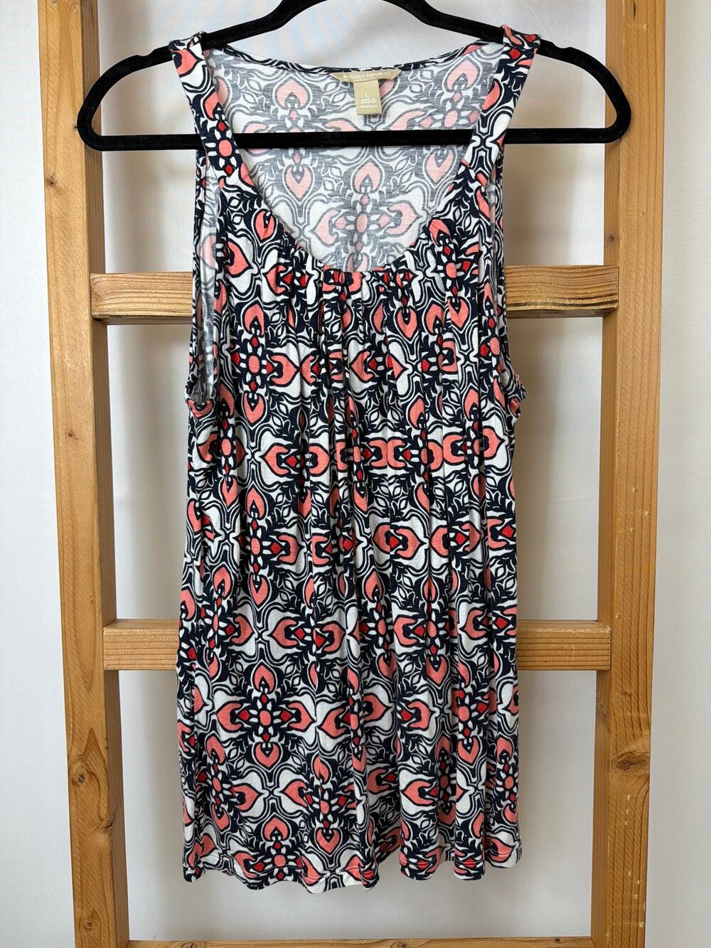 Banana Republic Multicolor Scoop Neck Sleeveless Tank Top Size L